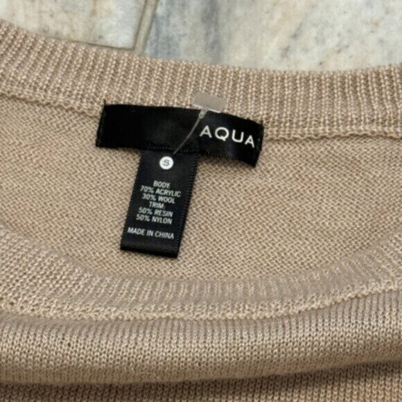 NEW AQUA women's small One Grey Day Los Angeles Fringed Sweater MSRP $179. - Picture 2 of 7